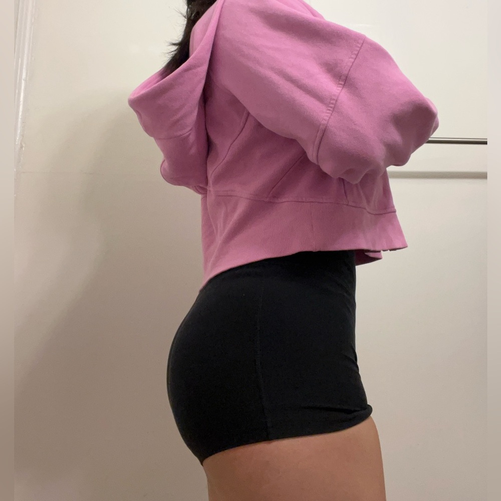 M26 Lululemon Scuba Sweater - Picture 3 of 6